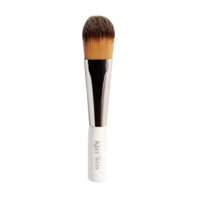 Blush Foundation Brush